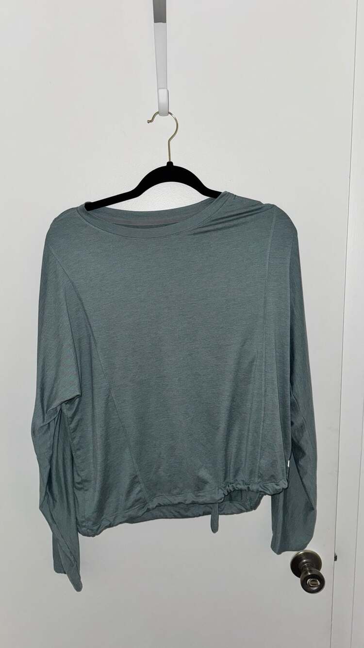 Apana Green Long Sleeve Activewear Top with Drawstring Hem Size L